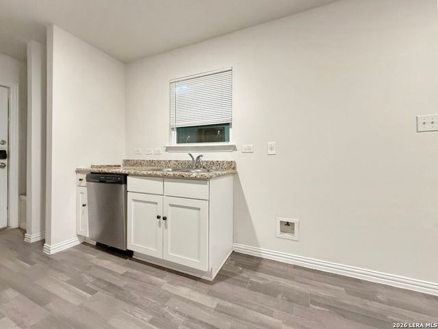 3334 MARTIN LUTHER KING DR, San Antonio, TX 78220