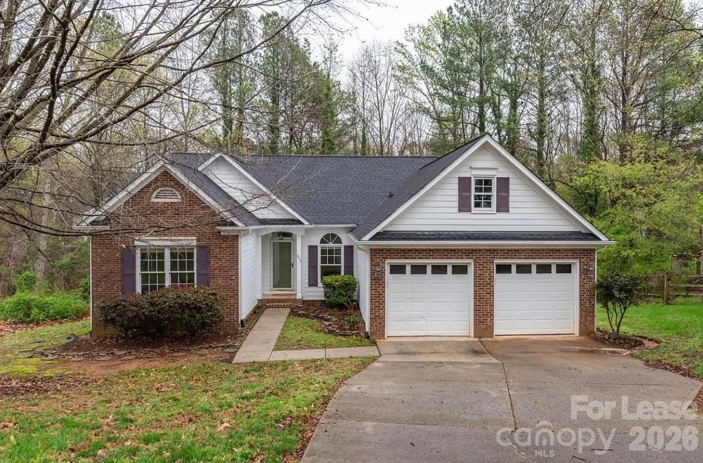 803 Brightmoor Drive, Matthews, NC 28105