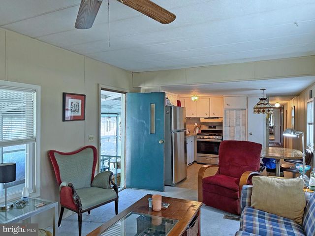 19603 QUEEN ST #18, Rehoboth Beach, DE 19971
