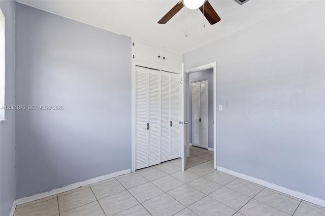 998 W 68th St, Hialeah, FL 33014