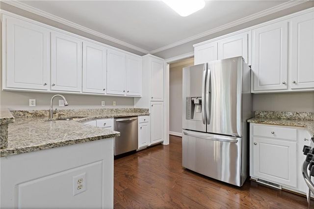 815 Cedar Creek Drive, Suwanee, GA 30024