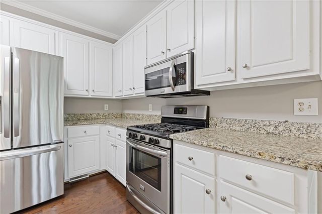 815 Cedar Creek Drive, Suwanee, GA 30024