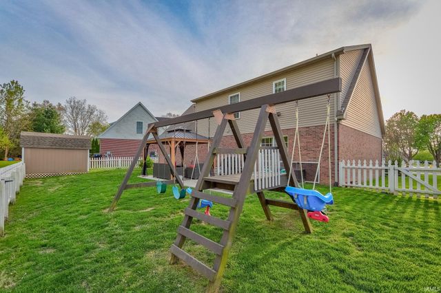 104 Alexandria Drive, Newburgh, IN 47630