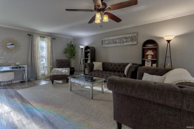 104 Alexandria Drive, Newburgh, IN 47630