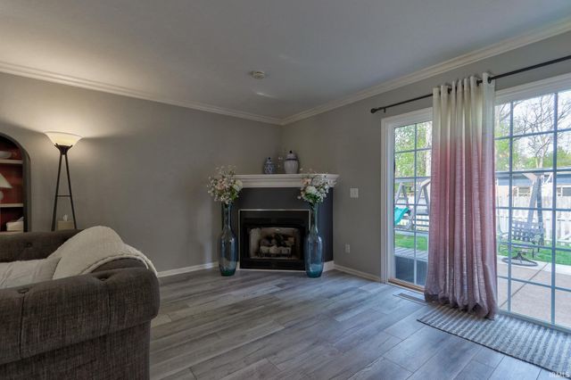 104 Alexandria Drive, Newburgh, IN 47630