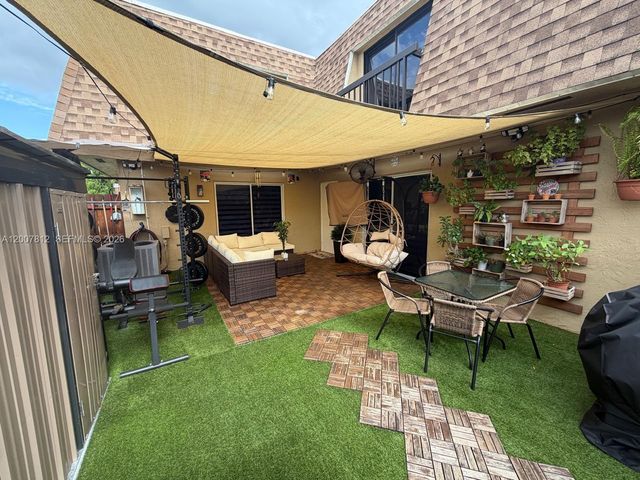 6580 W 24th Ct 19-14, Hialeah, FL 33016