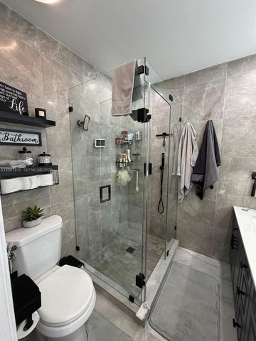 6580 W 24th Ct 19-14, Hialeah, FL 33016