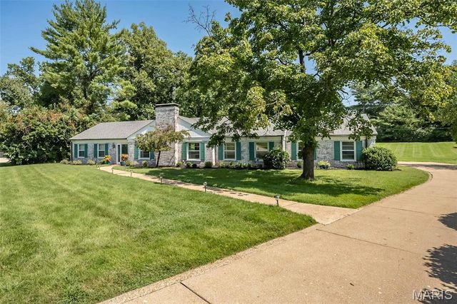 22 Marsally Drive, Westwood, MO 63131