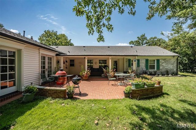 22 Marsally Drive, Westwood, MO 63131