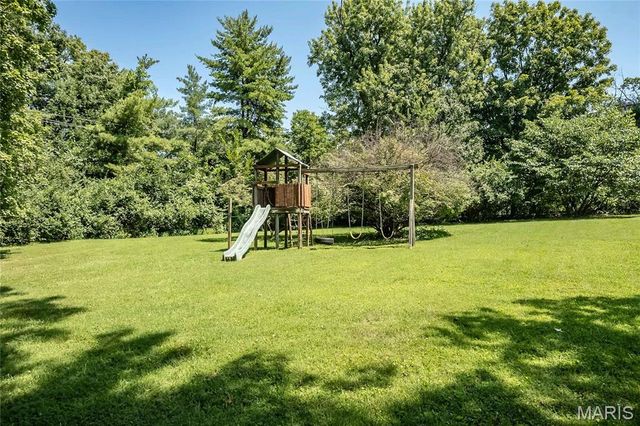 22 Marsally Drive, Westwood, MO 63131