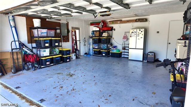 541 Landmark DR, Naples, FL 34112
