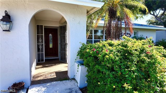 541 Landmark DR, Naples, FL 34112