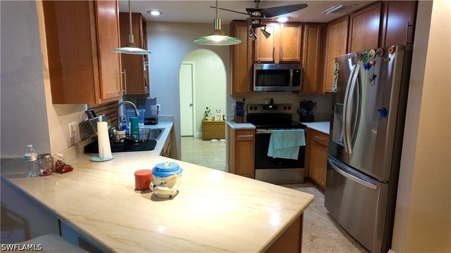 541 Landmark DR, Naples, FL 34112