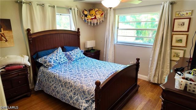 541 Landmark DR, Naples, FL 34112