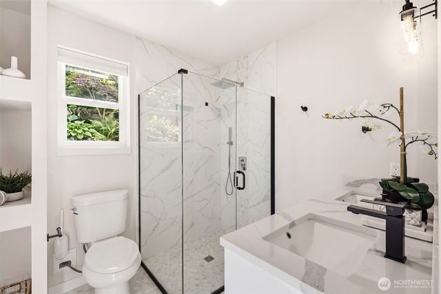 7511 Dumar Way SW, Seattle, WA 98106