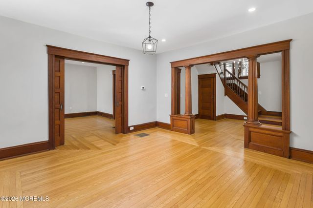135 S Main Street, Allentown, NJ 08501