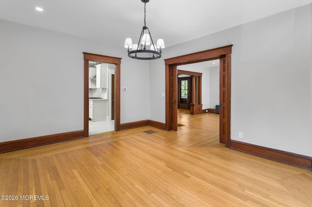 135 S Main Street, Allentown, NJ 08501