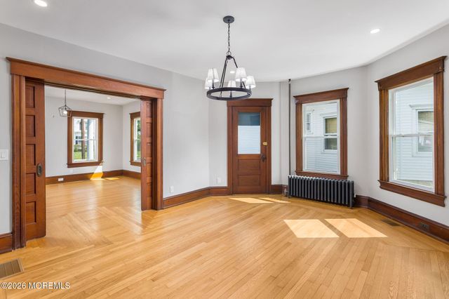 135 S Main Street, Allentown, NJ 08501