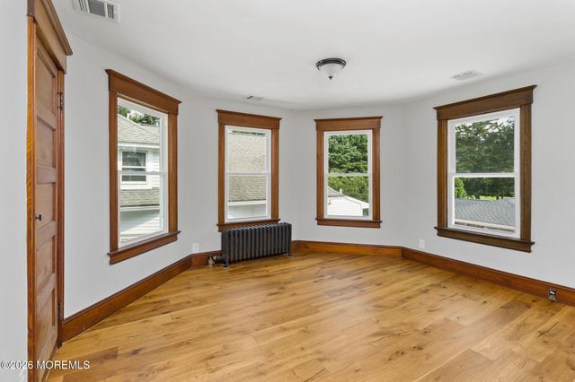 135 S Main Street, Allentown, NJ 08501