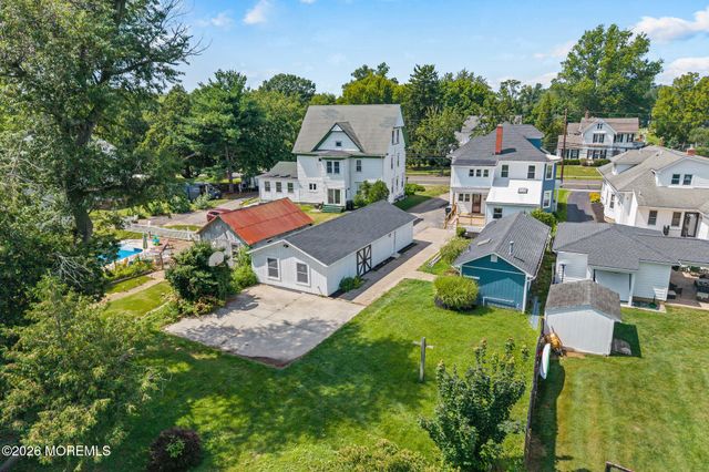 135 S Main Street, Allentown, NJ 08501
