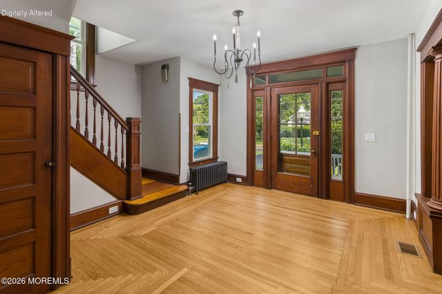 135 S Main Street, Allentown, NJ 08501