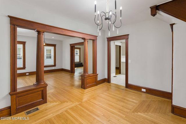 135 S Main Street, Allentown, NJ 08501