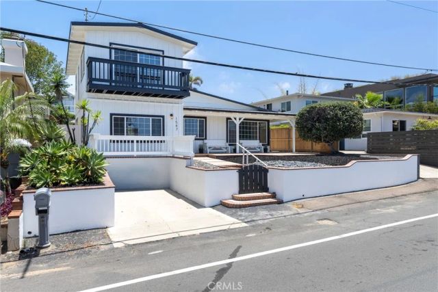 1547 Neptune, Encinitas, CA 92024