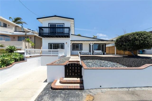 1547 Neptune, Encinitas, CA 92024