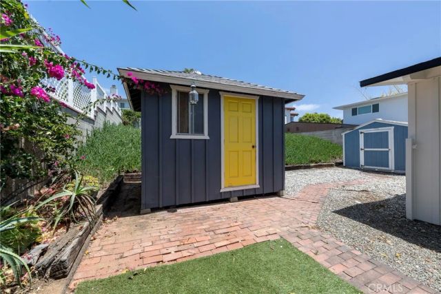 1547 Neptune, Encinitas, CA 92024