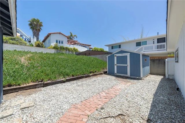 1547 Neptune, Encinitas, CA 92024