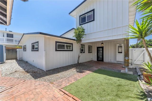 1547 Neptune, Encinitas, CA 92024
