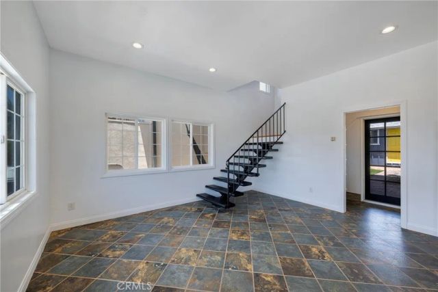 1547 Neptune, Encinitas, CA 92024