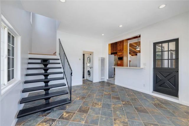 1547 Neptune, Encinitas, CA 92024