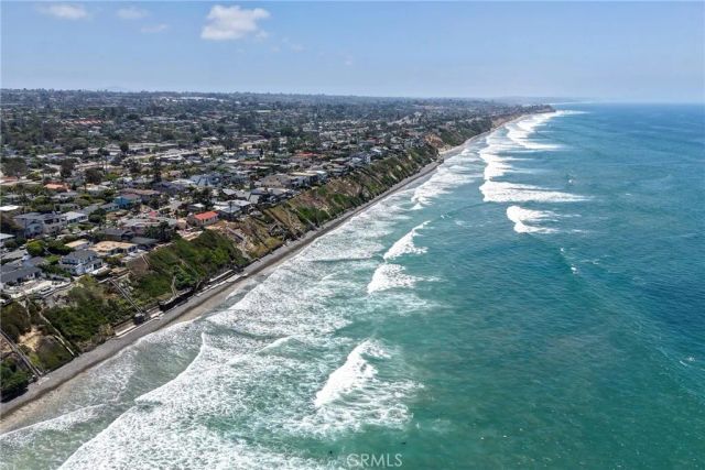 1547 Neptune, Encinitas, CA 92024