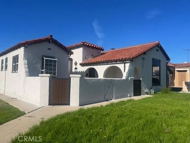 7531 S Denker Avenue, Los Angeles, CA 90047