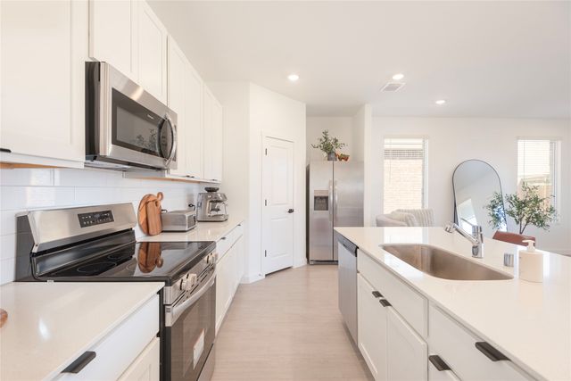 512 Capstone Court, Princeton, TX 75407