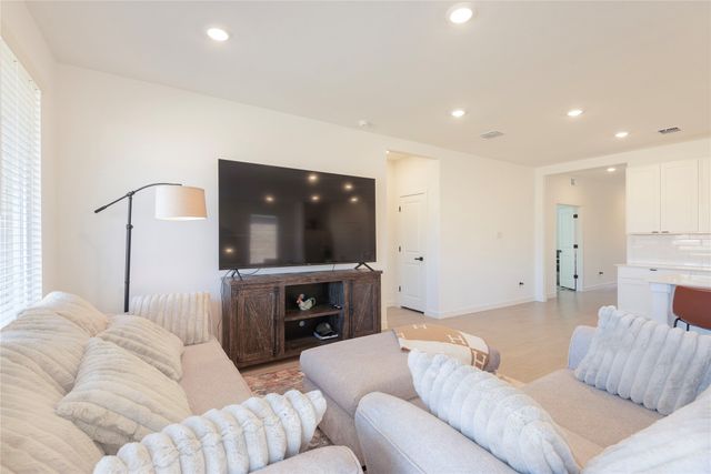 512 Capstone Court, Princeton, TX 75407