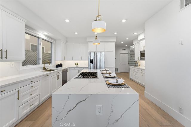 7612 Carmenita Lane, West Hills, CA 91304