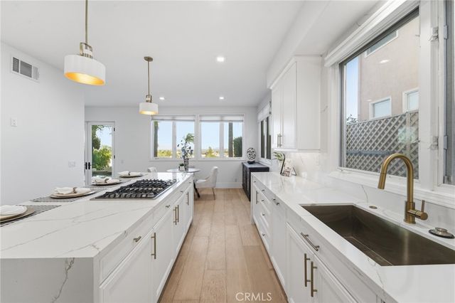 7612 Carmenita Lane, West Hills, CA 91304