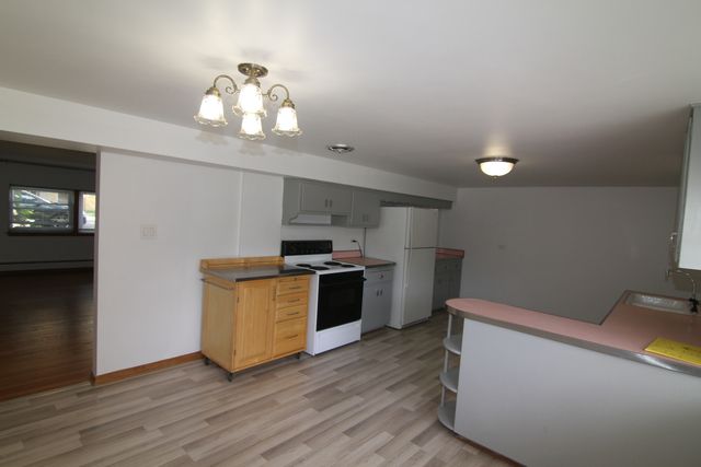 3555 N Neva Avenue GS, Chicago, IL 60634