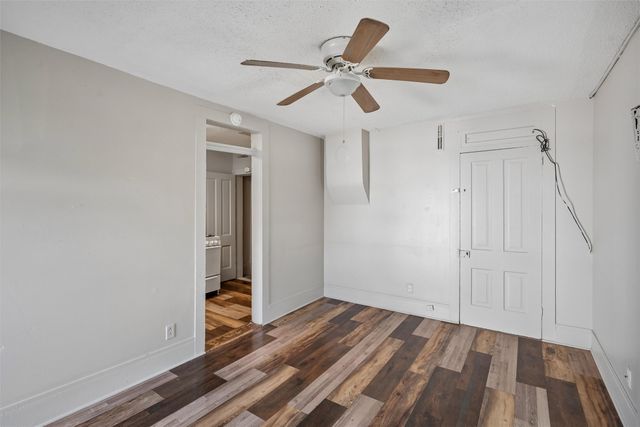 104 E Boston Avenue, Indianola, IA 50125