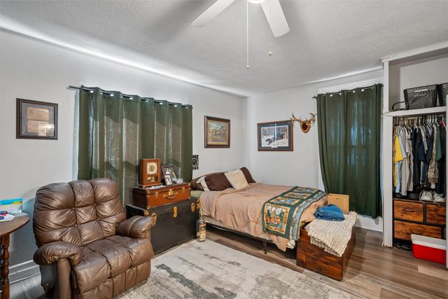 104 E Boston Avenue, Indianola, IA 50125