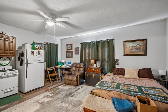 104 E Boston Avenue, Indianola, IA 50125