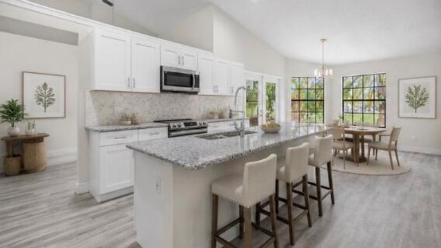 272 SW Carter Avenue, Port St. Lucie, FL 34983