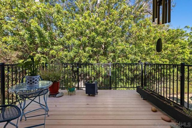 3152 Avenida Topanga, Carlsbad, CA 92009