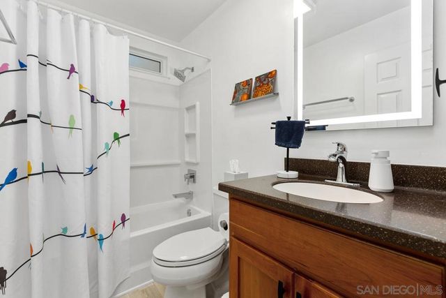 3152 Avenida Topanga, Carlsbad, CA 92009
