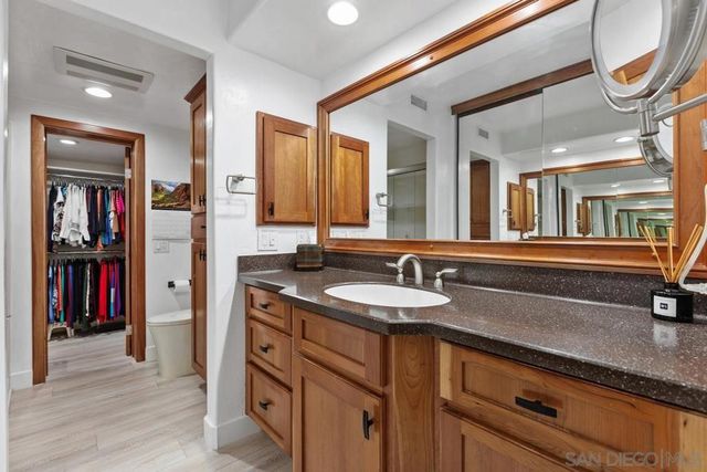 3152 Avenida Topanga, Carlsbad, CA 92009