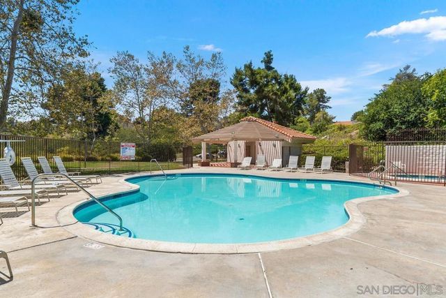 3152 Avenida Topanga, Carlsbad, CA 92009
