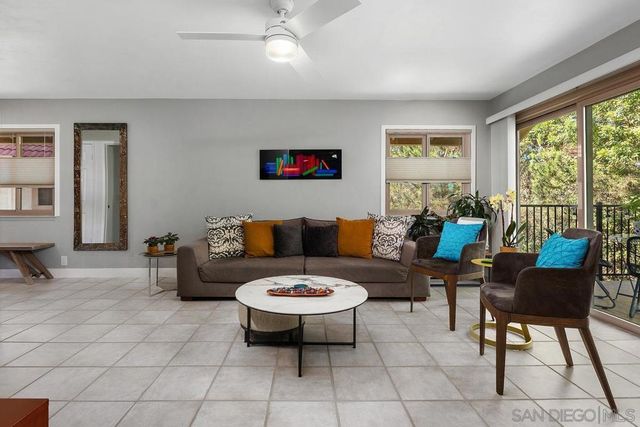3152 Avenida Topanga, Carlsbad, CA 92009