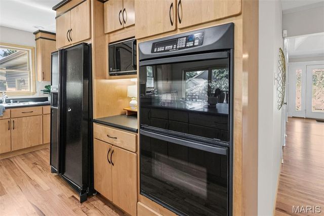 602 Sunbridge Drive, Chesterfield, MO 63017